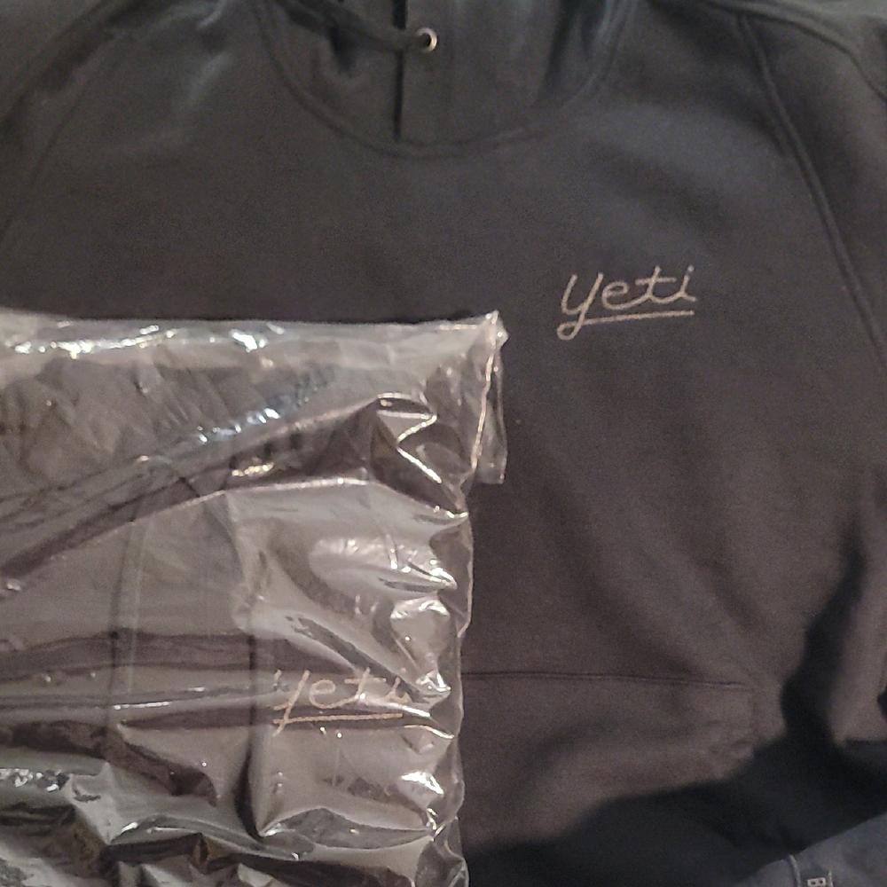 Yeti Charcoal Gray Pullover